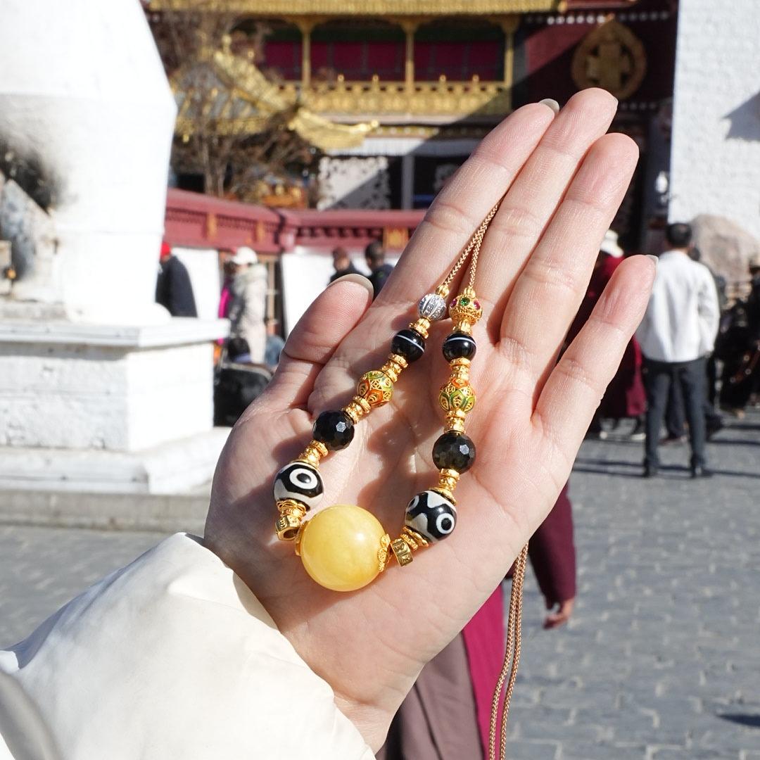 Amber colorful  Necklace from Lhasa