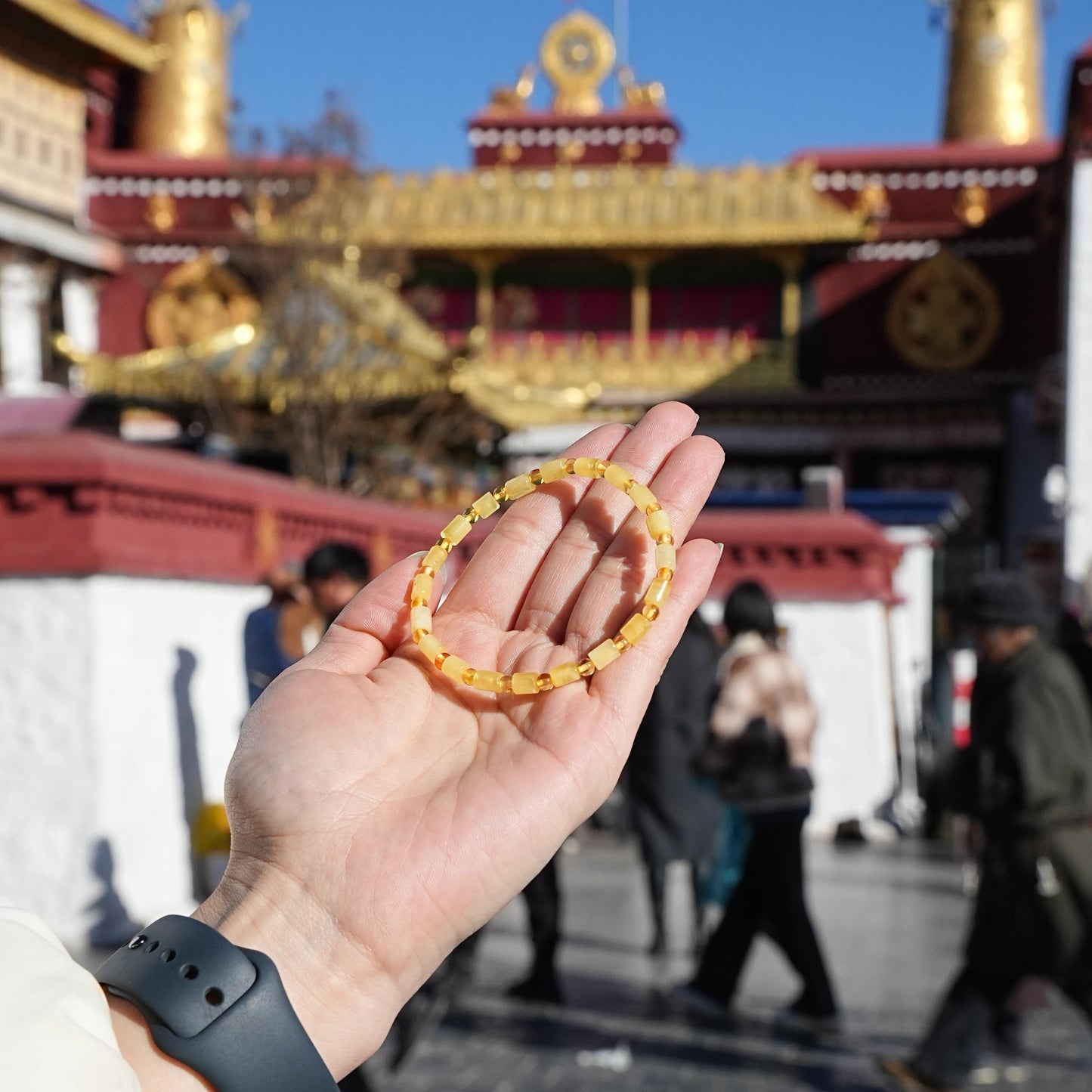 Stylish and Simple Amber Bracelet