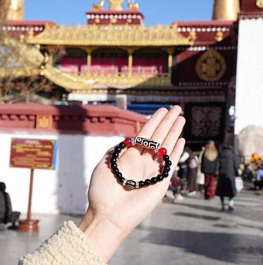 Zhe Xian Nine-Eyed Black Agate Bracelet